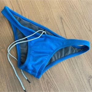 Jolyn blue bottoms in size XS